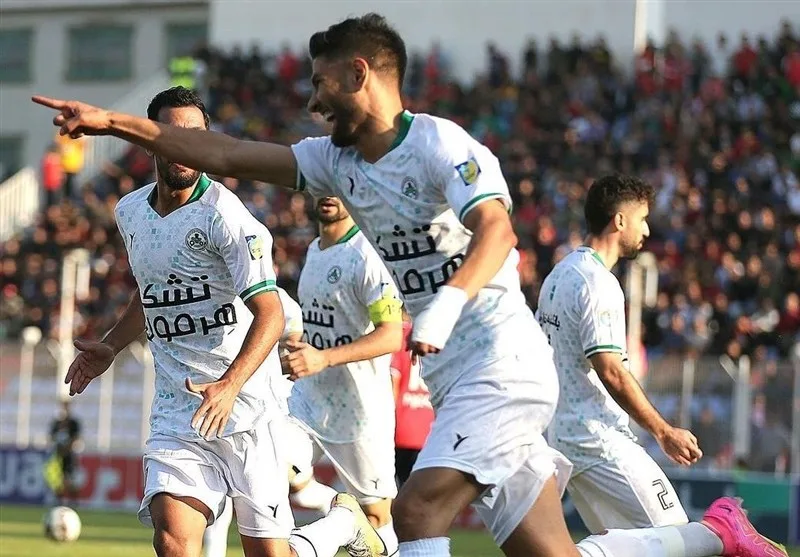 ذوب‌آهن با دو تغییر مقابل استقلال
