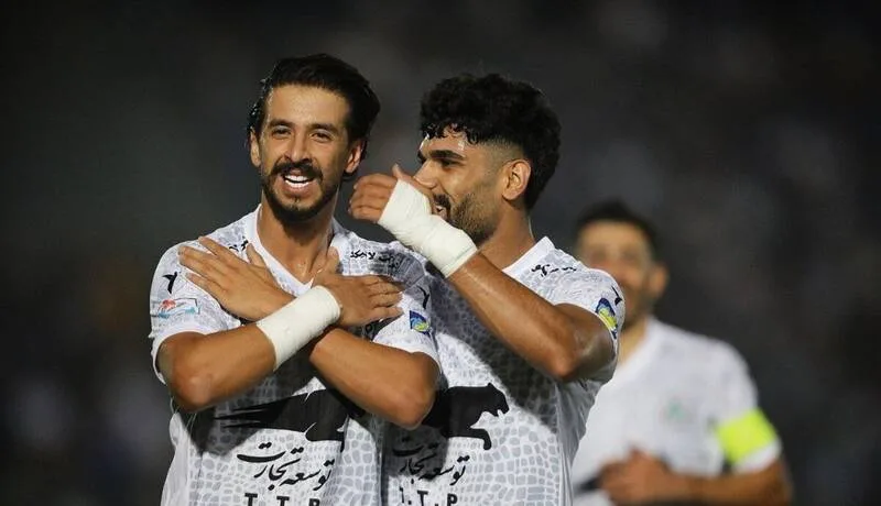 گل دوم ذوب آهن به استقلال